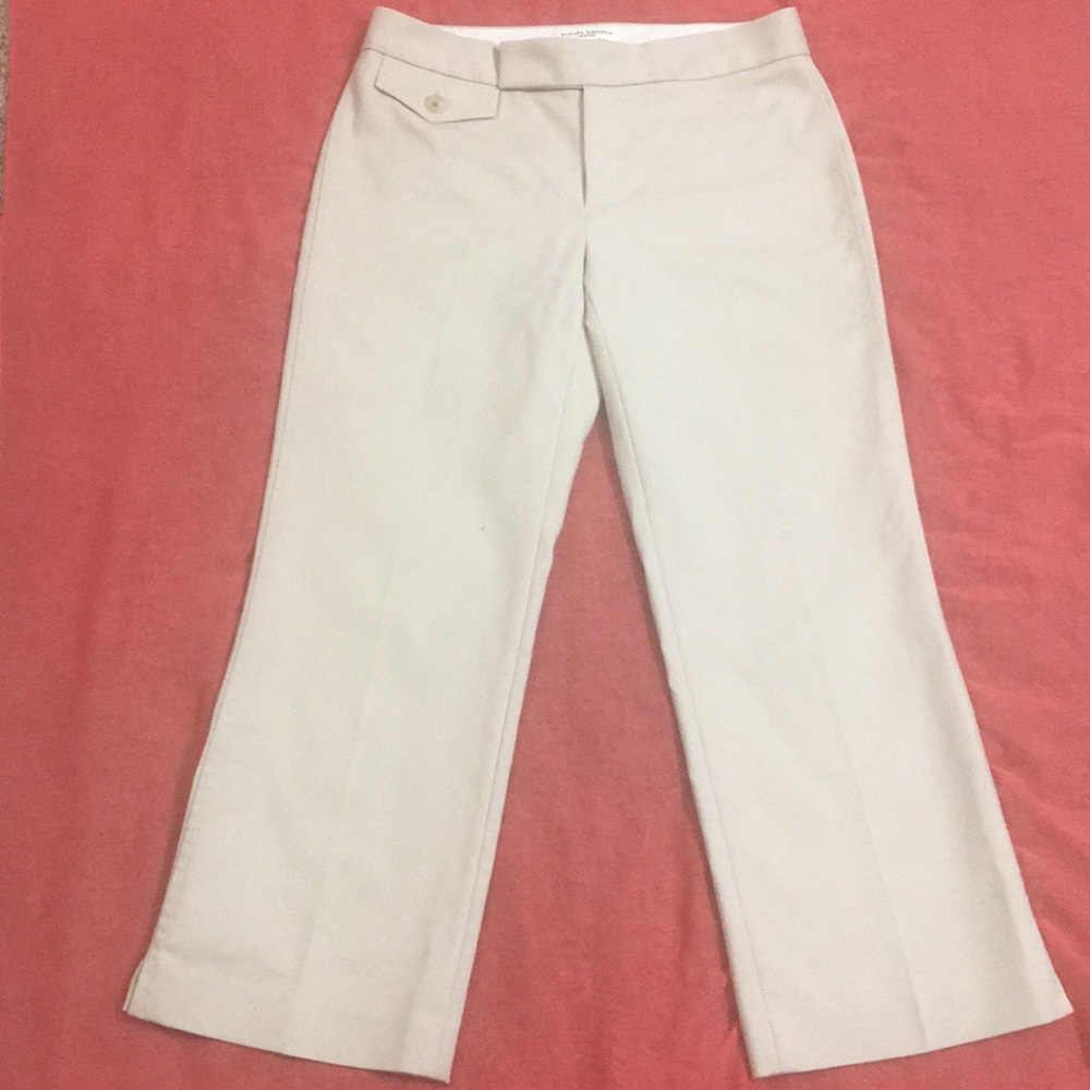 Banana republic beige stretch cotton cropped flare khaki pants pockets 2